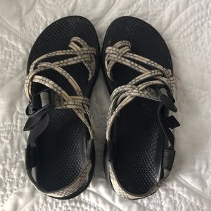 chacos